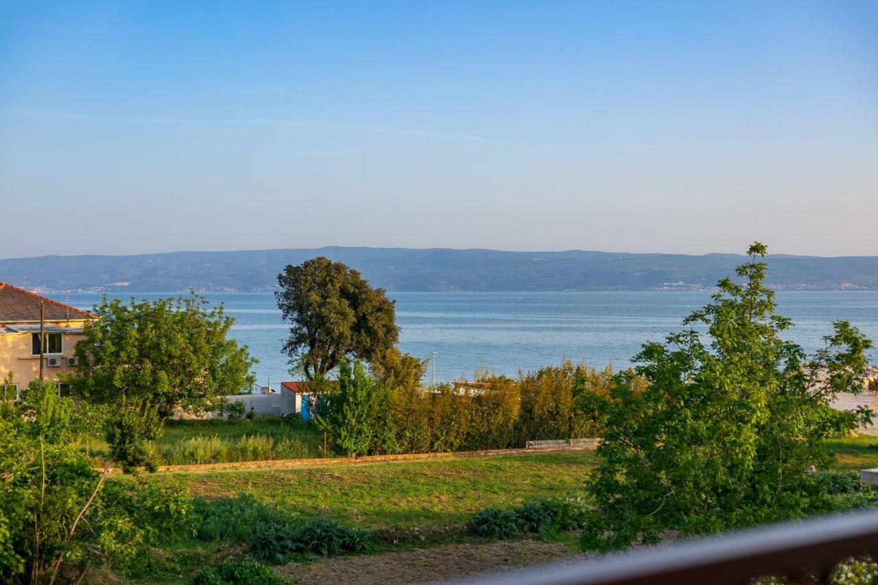 Luxury Apartments Argola Подстрана Екстериор снимка